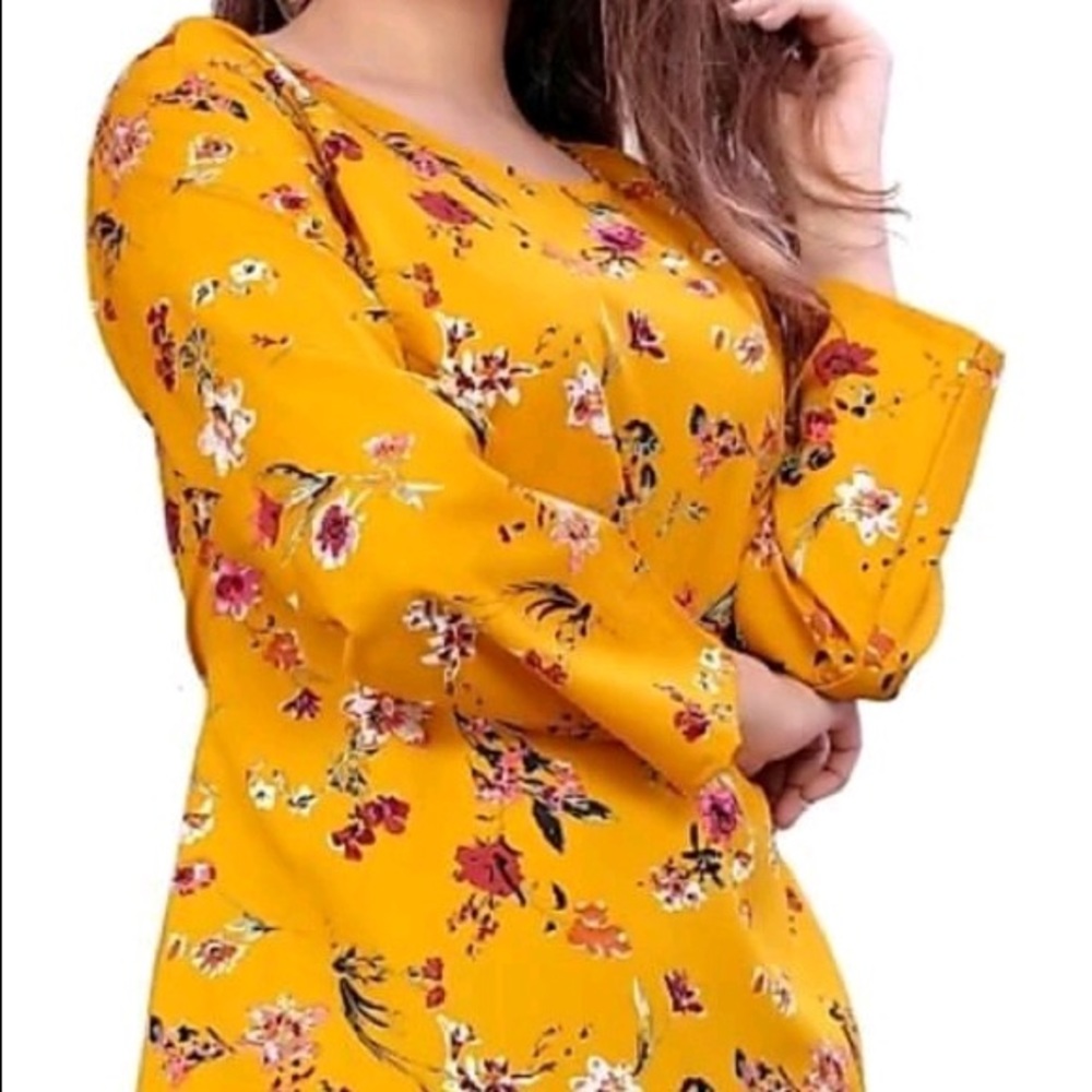 Stylish Polyester Crepe Printed Women's Top
